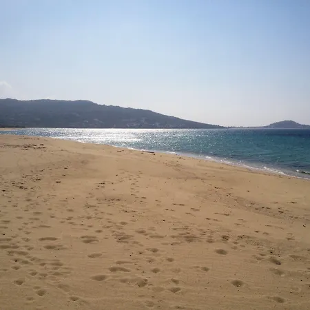 Ploes Seaside דירה *
