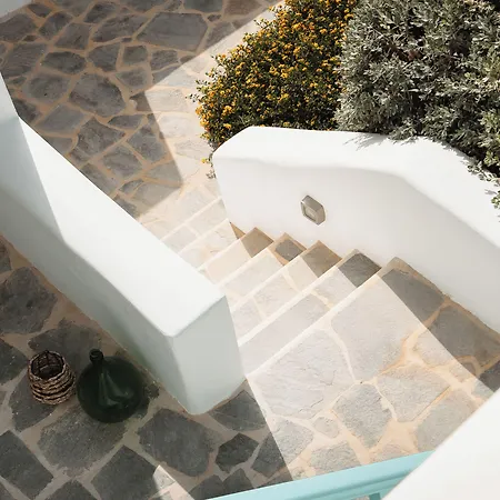 Ploes Seaside Apartment